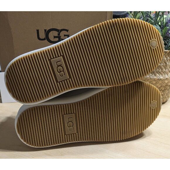 UGG EZ Duzzit Lace Up White Suede Platform Sneakers Women's Size 10 NIB - Picture 10 of 13